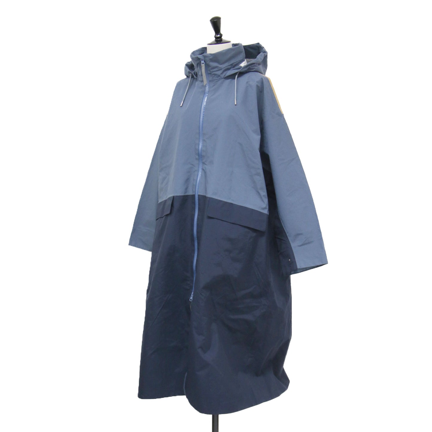 ランドノーム　レインコート / LandNorm Rain Coat ジャンパー 長袖 ジップアップ ビルトインフード フルシーム加工 防水