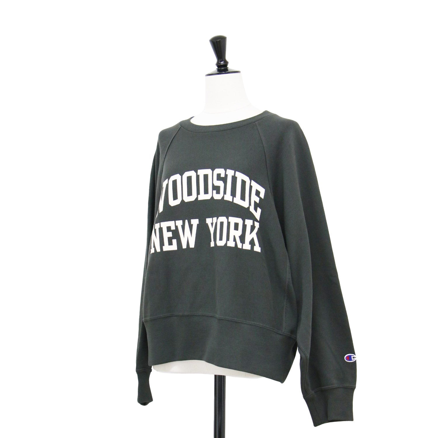 【美品】Champion チャンピオン relume 別注 スウェット ダークグレー サイズ:M | 24秋冬 リバースウィーブ 10オンス プリント スウェットシャツ | RE RW10oz RAGLAN CN PRINT SWEAT | トップス トレーナー コラボ【レディース】【中古】 relume 別注 24秋冬 リバースウィーブ 10オンス プリント スウェット