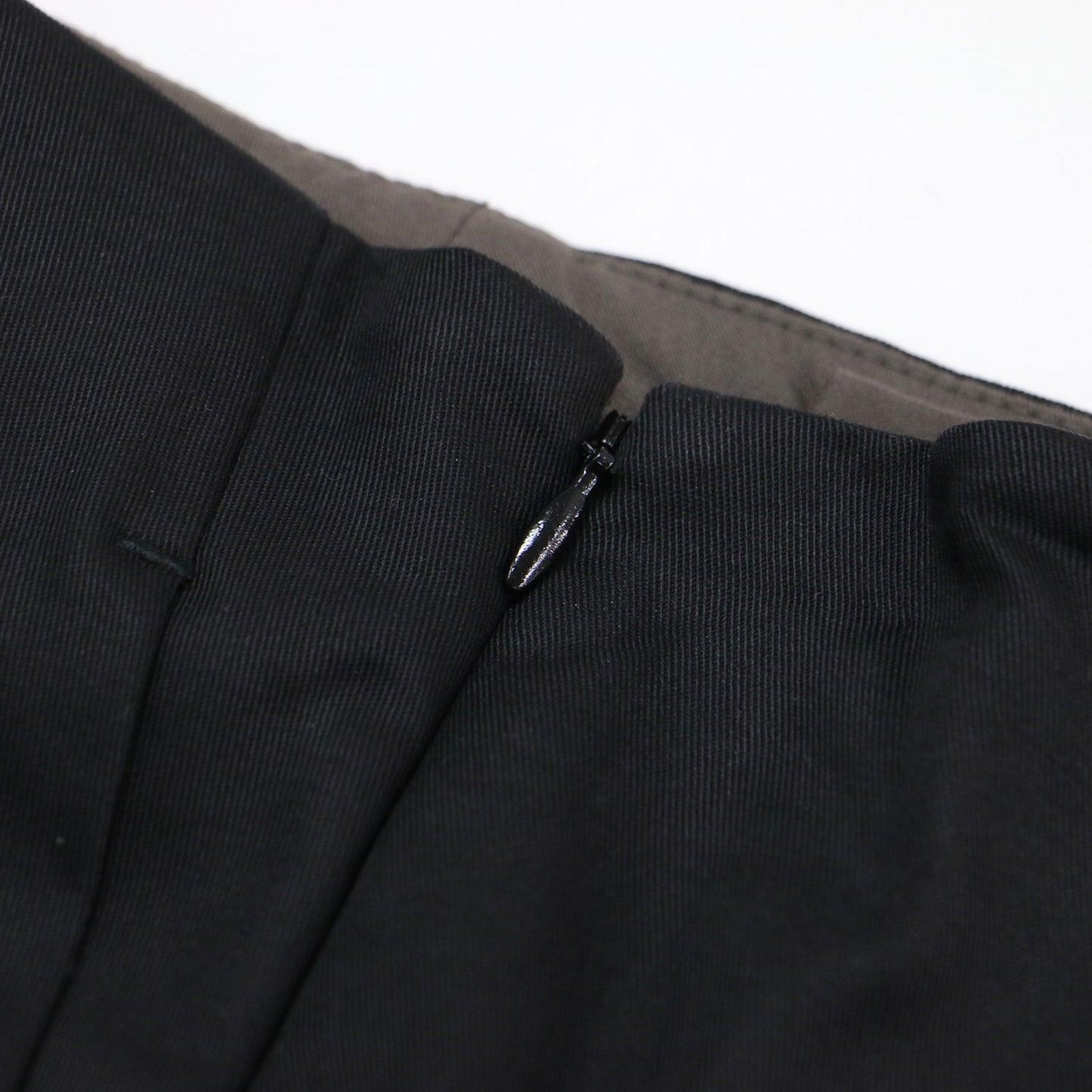 25春夏 チノ タックパンツ / chino tack pants フルレングス セミワイド サイドファスナー センタープレス コットン