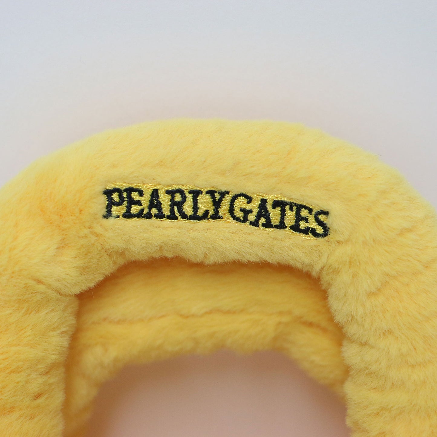 プーさん フェイクファーカートバッグ / Winnie the Pooh COLLECTION ラウンドバック キャラクター フェイス タグ 刺繡
