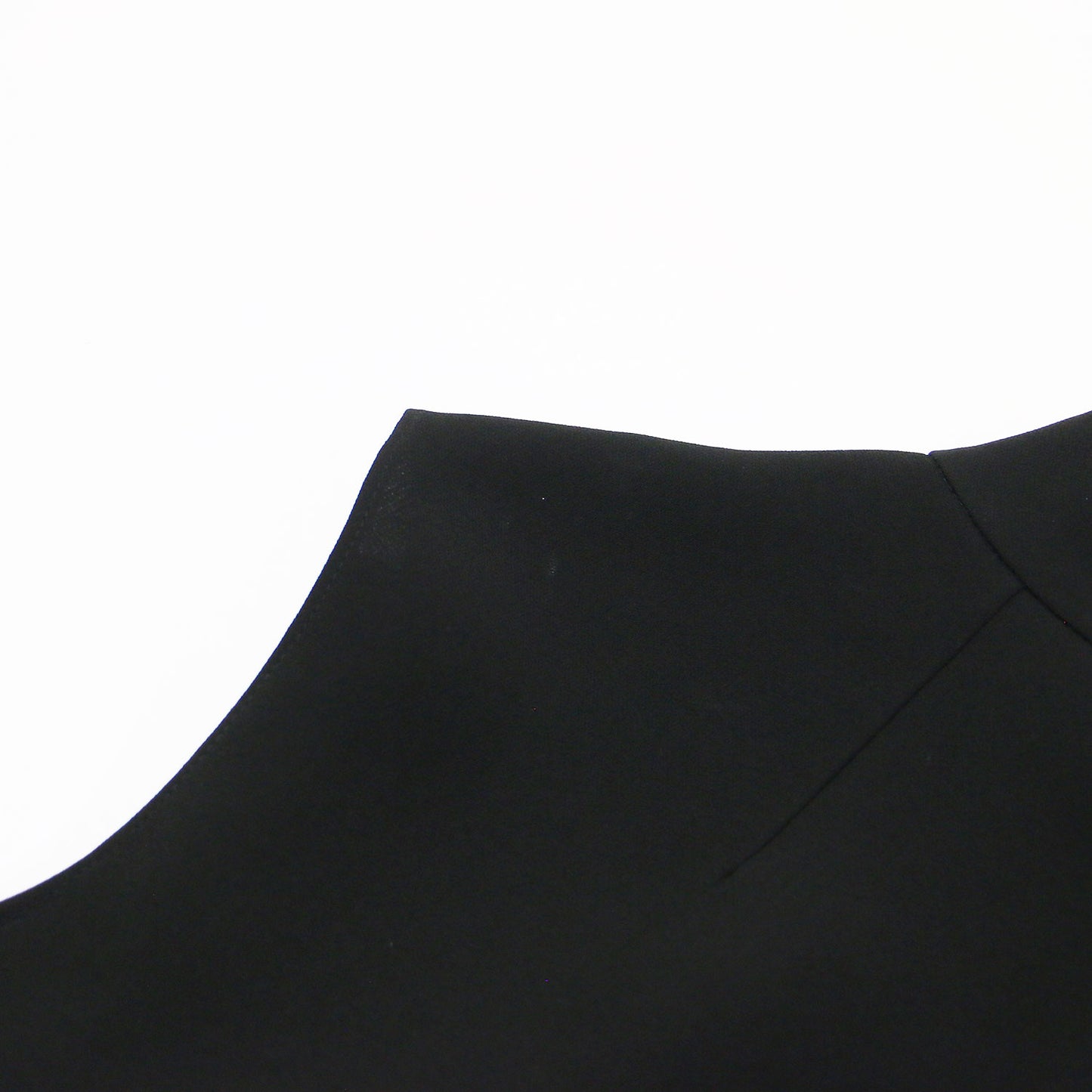 モックネックノースリーブブラウス / SYNTHETIC CREPE CASCADE SL TOP