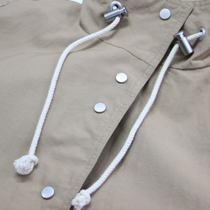 マウンテンナイロンジャケット / Mountain Nylon Jacket ブルゾン スタンドカラー 長袖 ドロップショルダー ドローコード 撥水 コットン