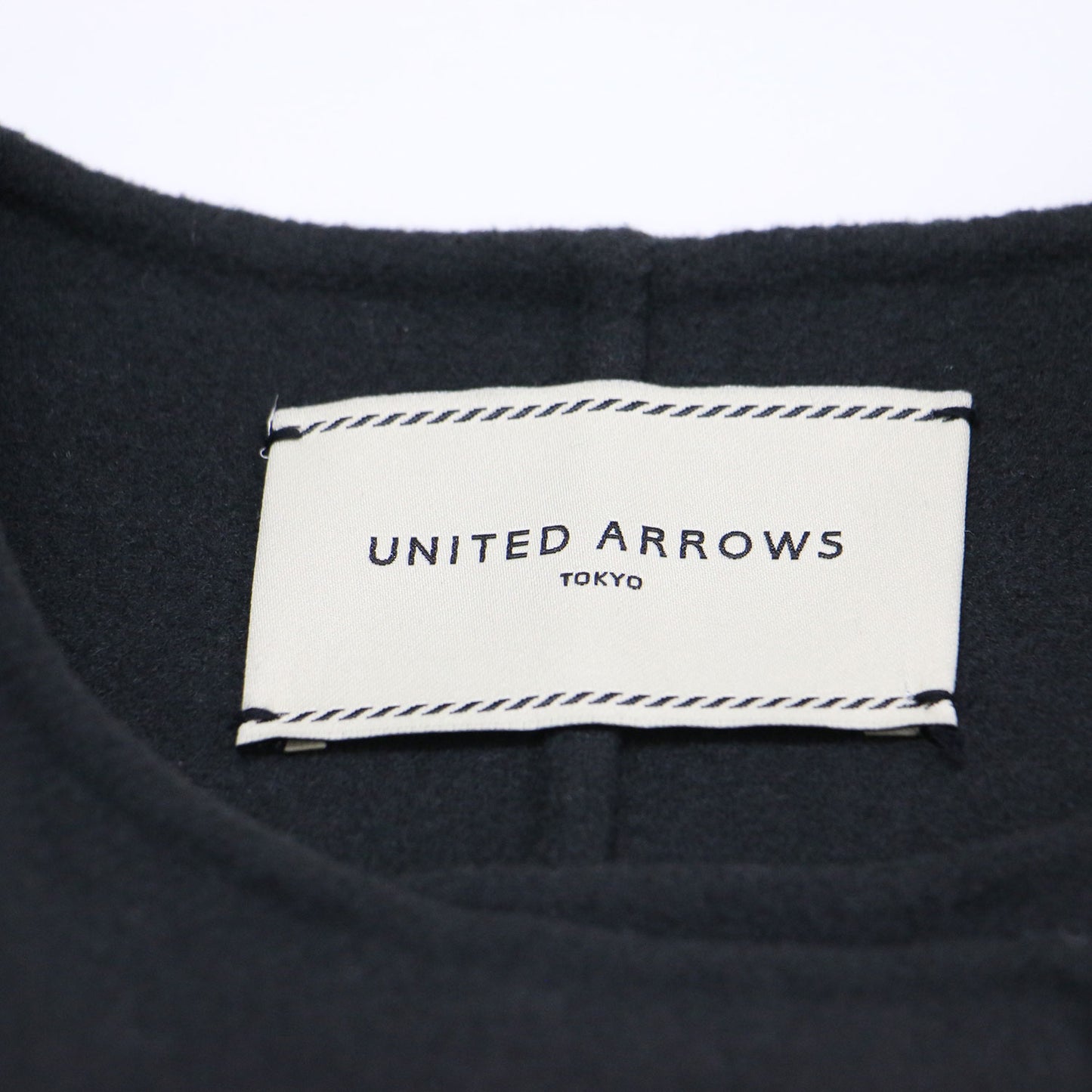 22秋冬 リバー ノーカラーベスト / ジレ ロング丈 スリット リボン ウール