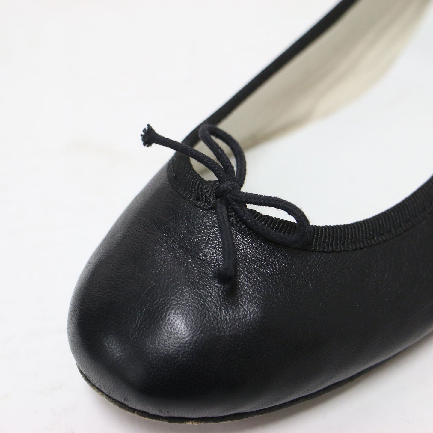 マットレザー バレリーナ フラットパンプス / Ballerina バレエシューズ リボン ラウンドトゥ