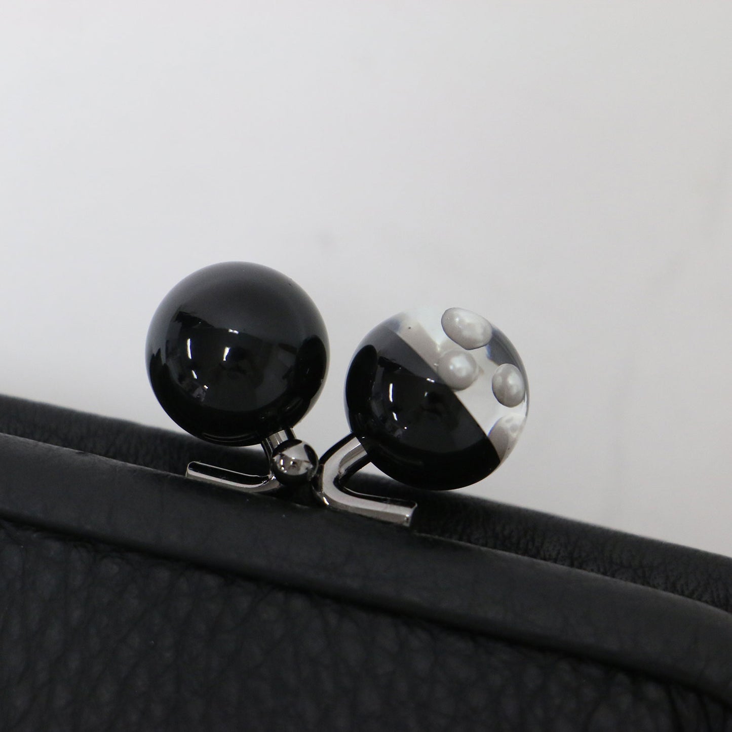 牛革 がま口 二つ折り財布 / ウォレット がま玉 ハンドメイド ゴールド金具