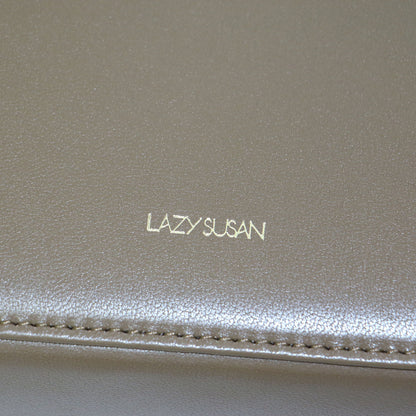 ボックスムース ショルダーバッグ / クロスボディ 斜め掛け スクエア カードポケット ゴールド金具