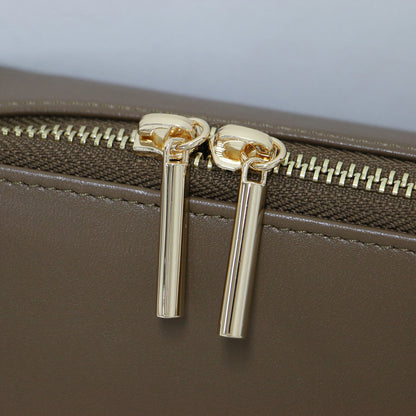 ボックスムース ショルダーバッグ / クロスボディ 斜め掛け スクエア カードポケット ゴールド金具