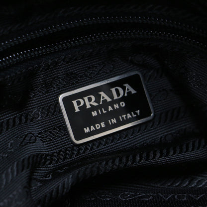 ナイロン ショルダーバッグ / 斜め掛け 肩掛け フラップ トライアングルプレート