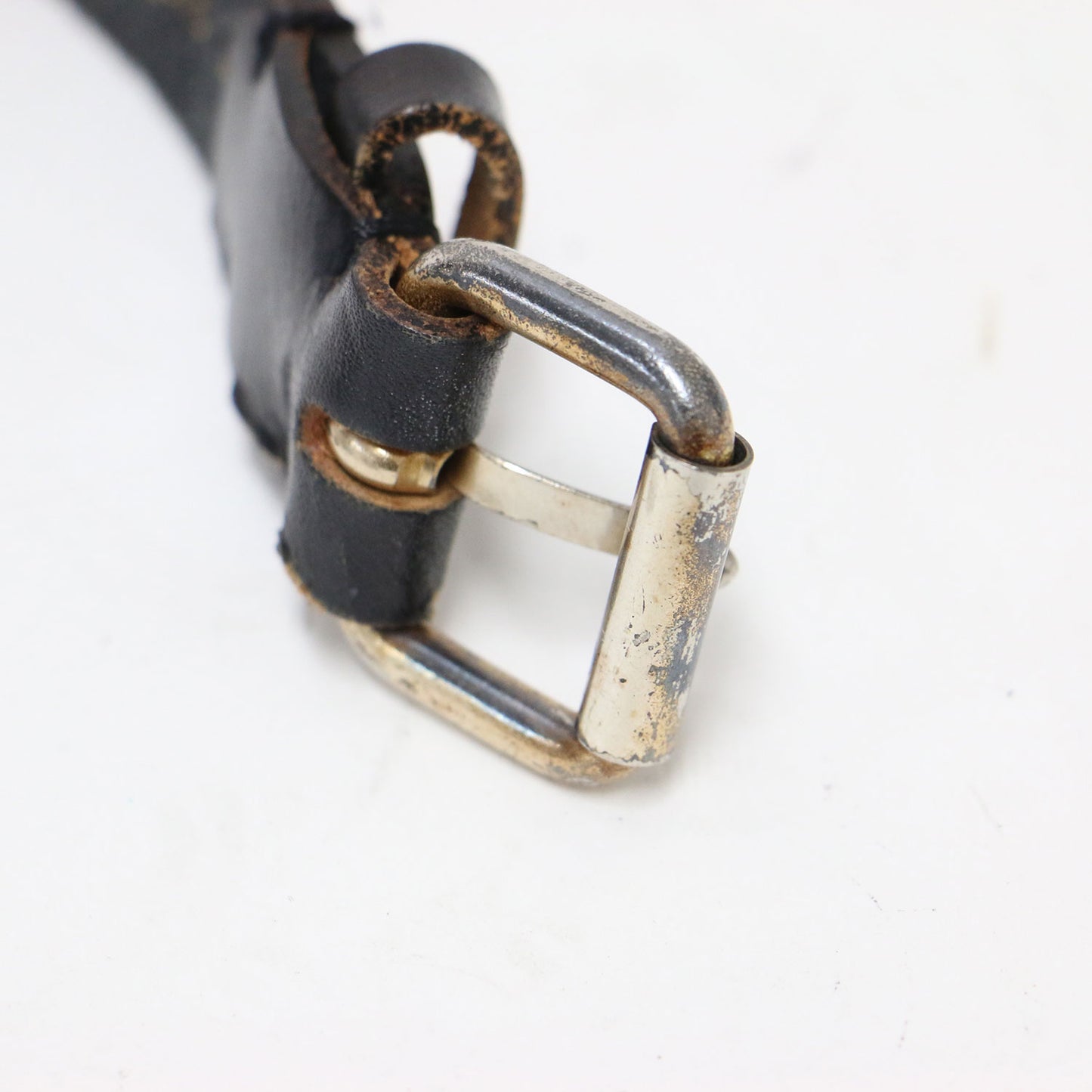 レザー クロスステッチ ベルト / バックル