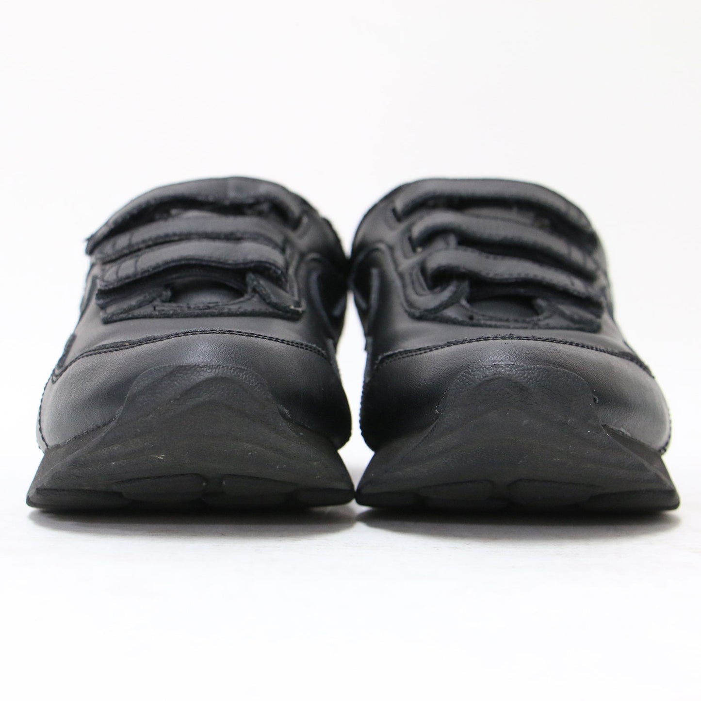 NIKE WMNS OUTBURST V CT2863-001 / レザー ベルクロ スニーカー