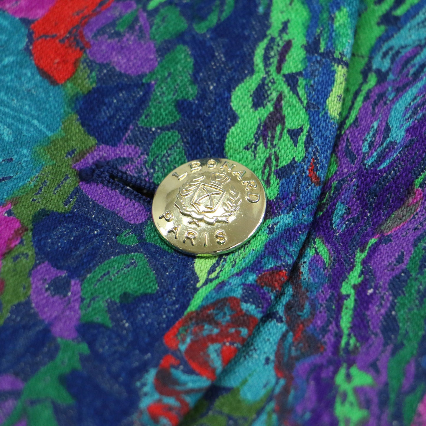 花柄 水彩 ノーカラージャケット スカート スーツ / セットアップ 長袖 総柄 Vネック 金ボタン スリット 膝丈 シルク