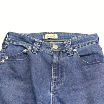 スリムテーパード デニムパンツ / RUTH ミッドライズ レザーパッチ ストレッチ 刺繍