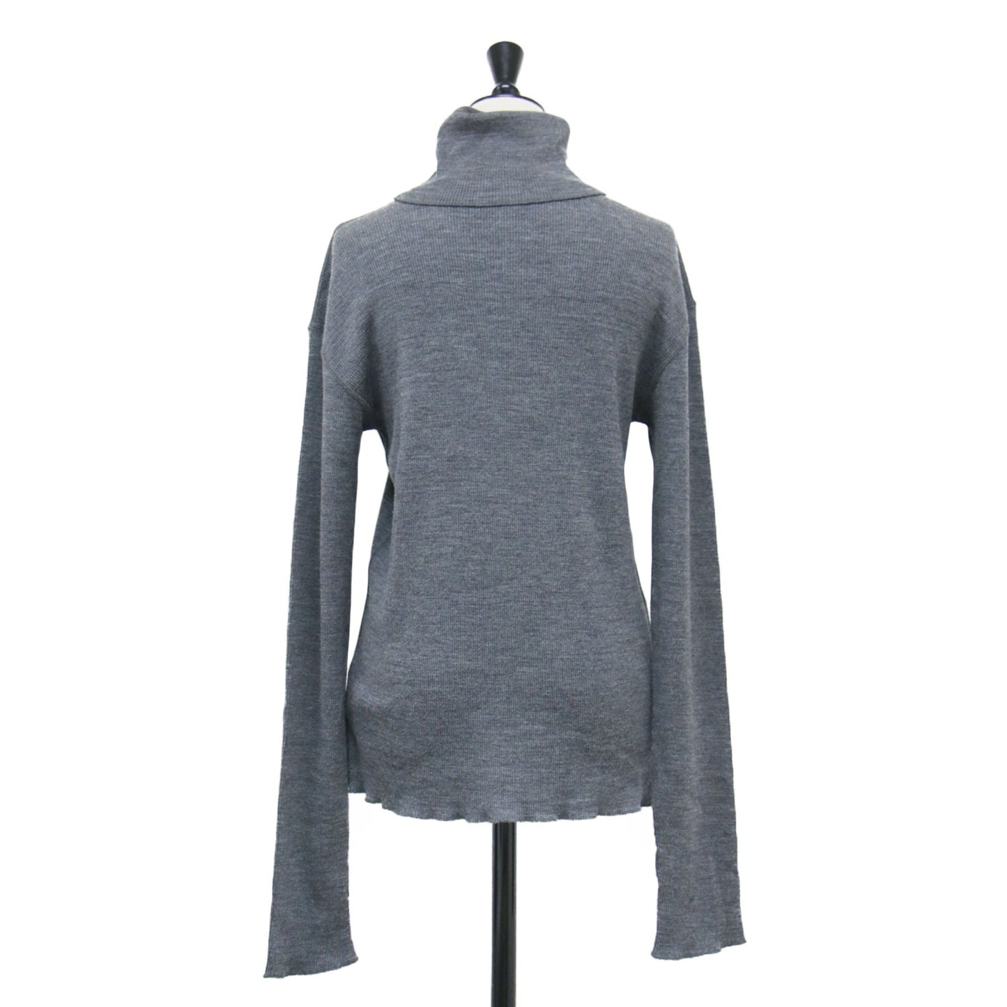 23秋冬 リブ タートル / ニット プルオーバー 長袖 コンパクトシルエット サムホール ファインメリノウール