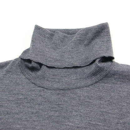 23秋冬 リブ タートル / ニット プルオーバー 長袖 コンパクトシルエット サムホール ファインメリノウール