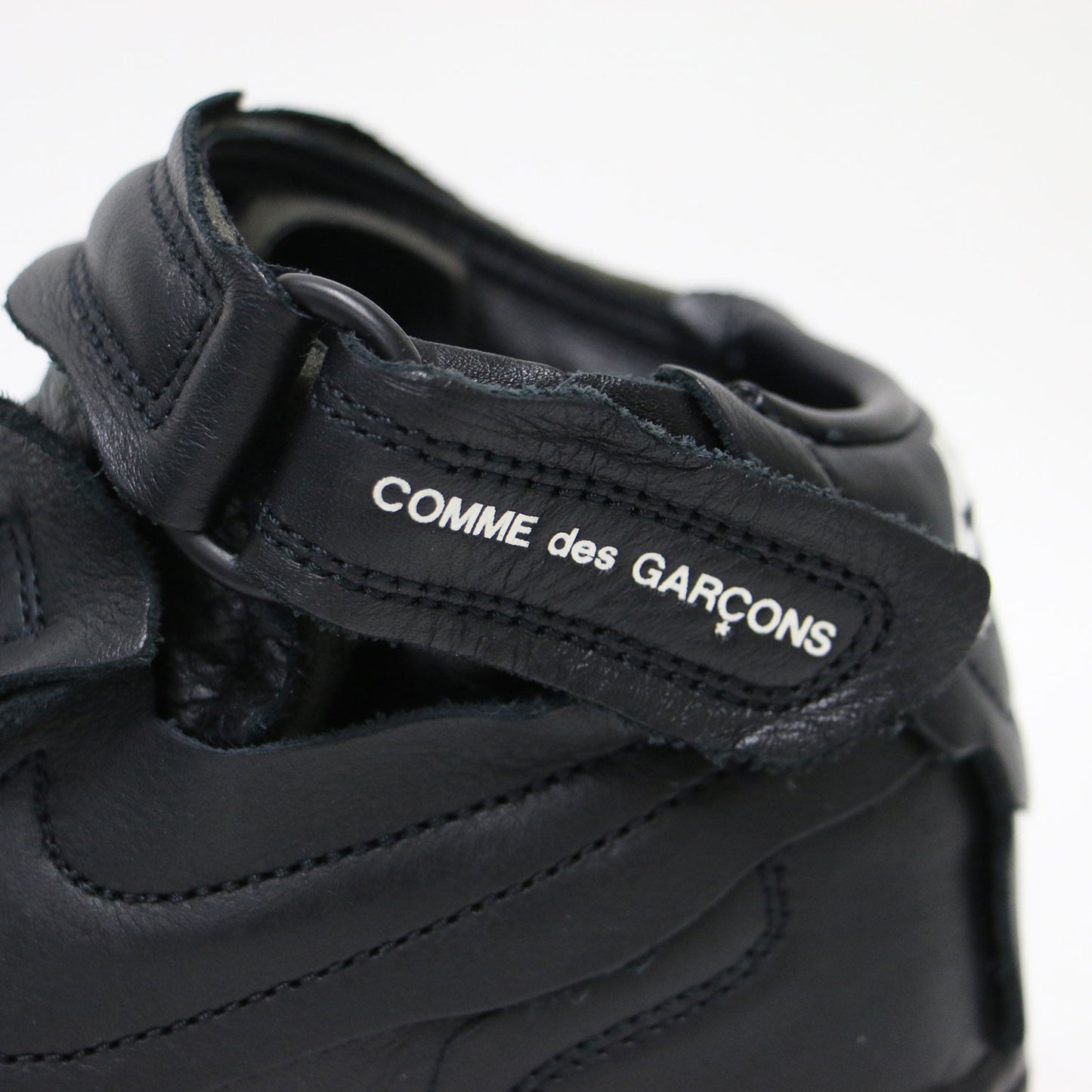 × NIKE 20秋冬 AIR FORCE 1 / エアフォースワン ハイカット レースアップ ロゴ レザー スニーカー