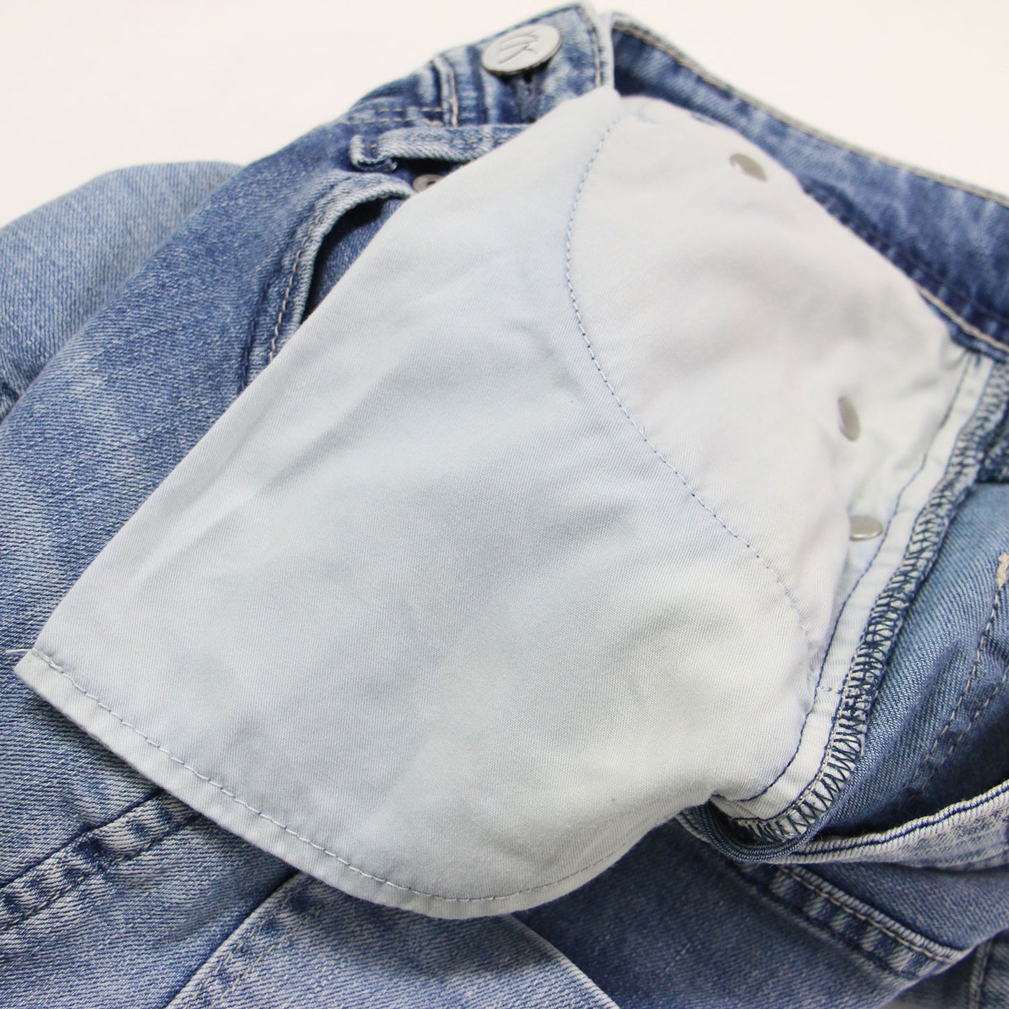 ボーイズストレート レア / LEA デニムパンツ ストレッチ 刺繍 コットン