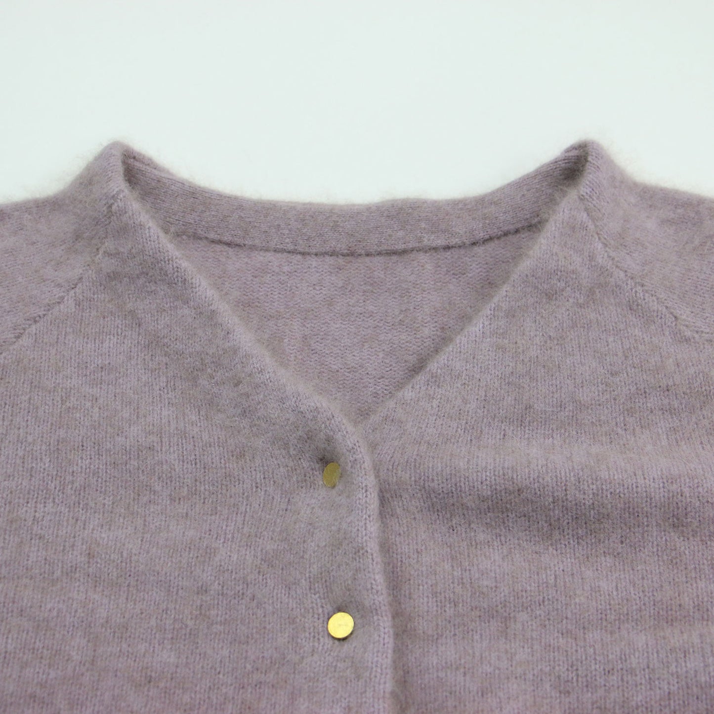 23秋冬 フラッフィー Vネック 2WAY ニット カーディガン / プルオーバー ショート丈 クルーネック 長袖 パフスリーブ 金ボタン ウール