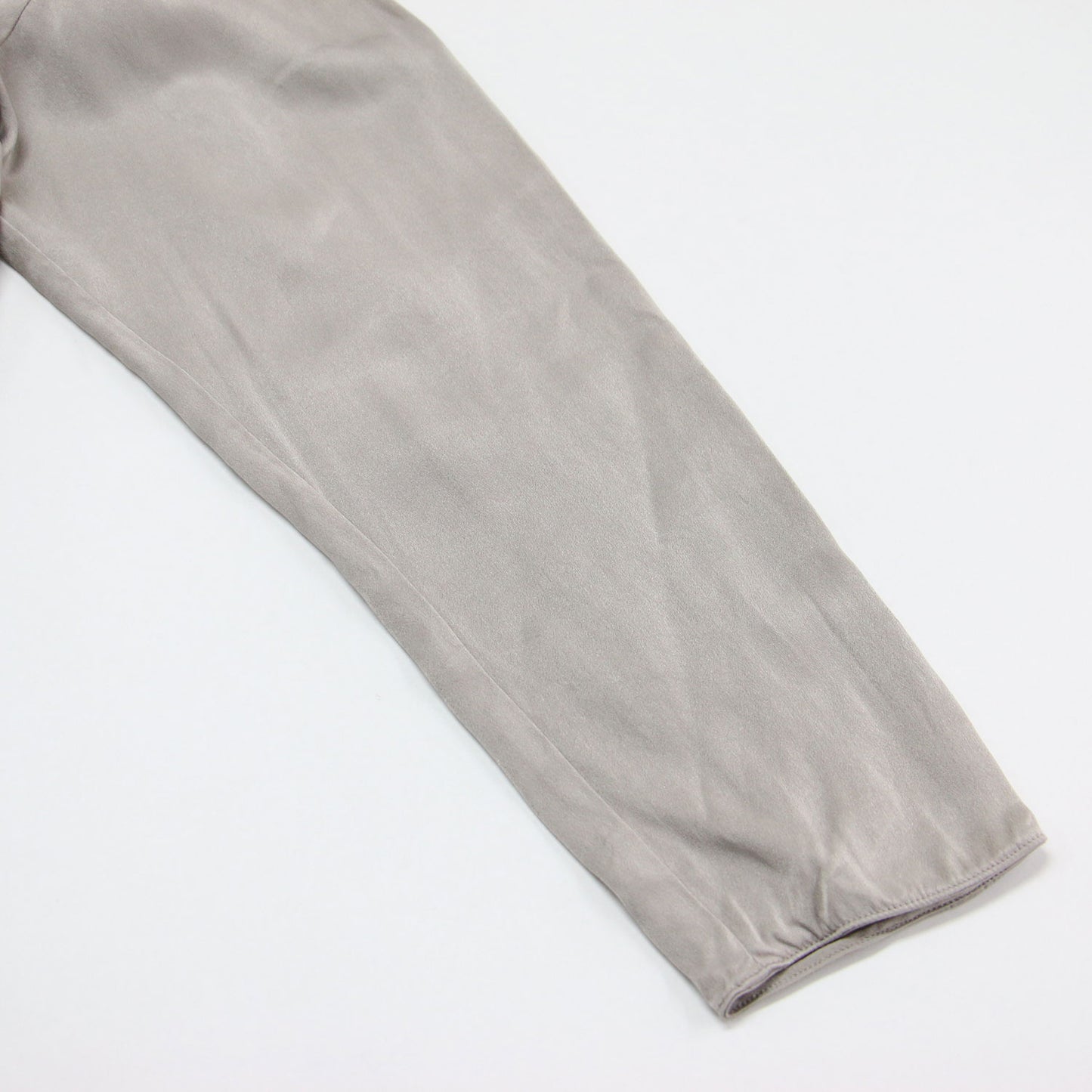 24秋冬 シルク ラウンドヘム Tブラウス / GENTLE SILK 長袖 クルーネック チュニック丈 サテン リボン ウォッシャブル