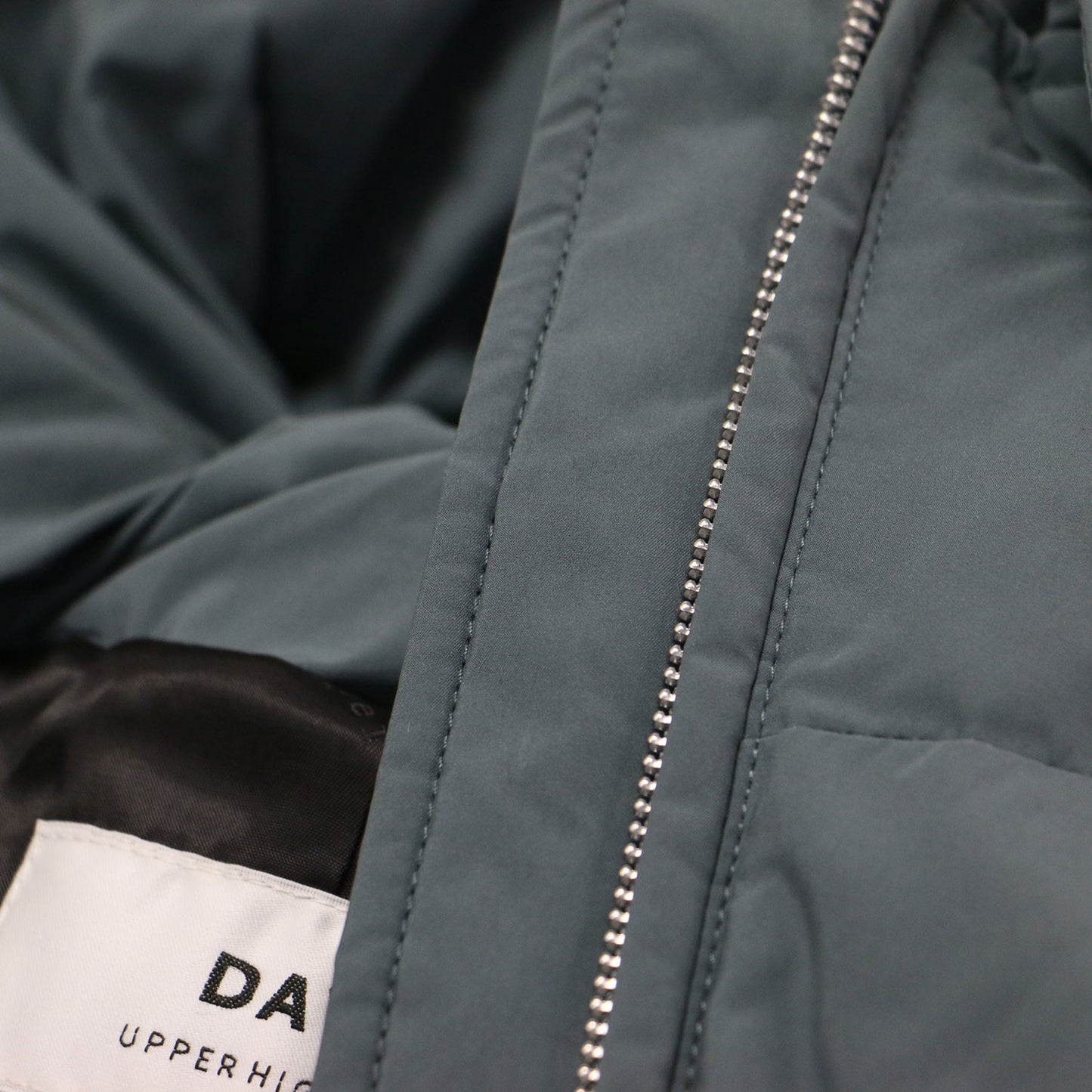 24秋冬 オルテン フード付き ダウンジャケット / olten ショートダウン 長袖 ハイネック ドロップショルダー ボックスシルエット