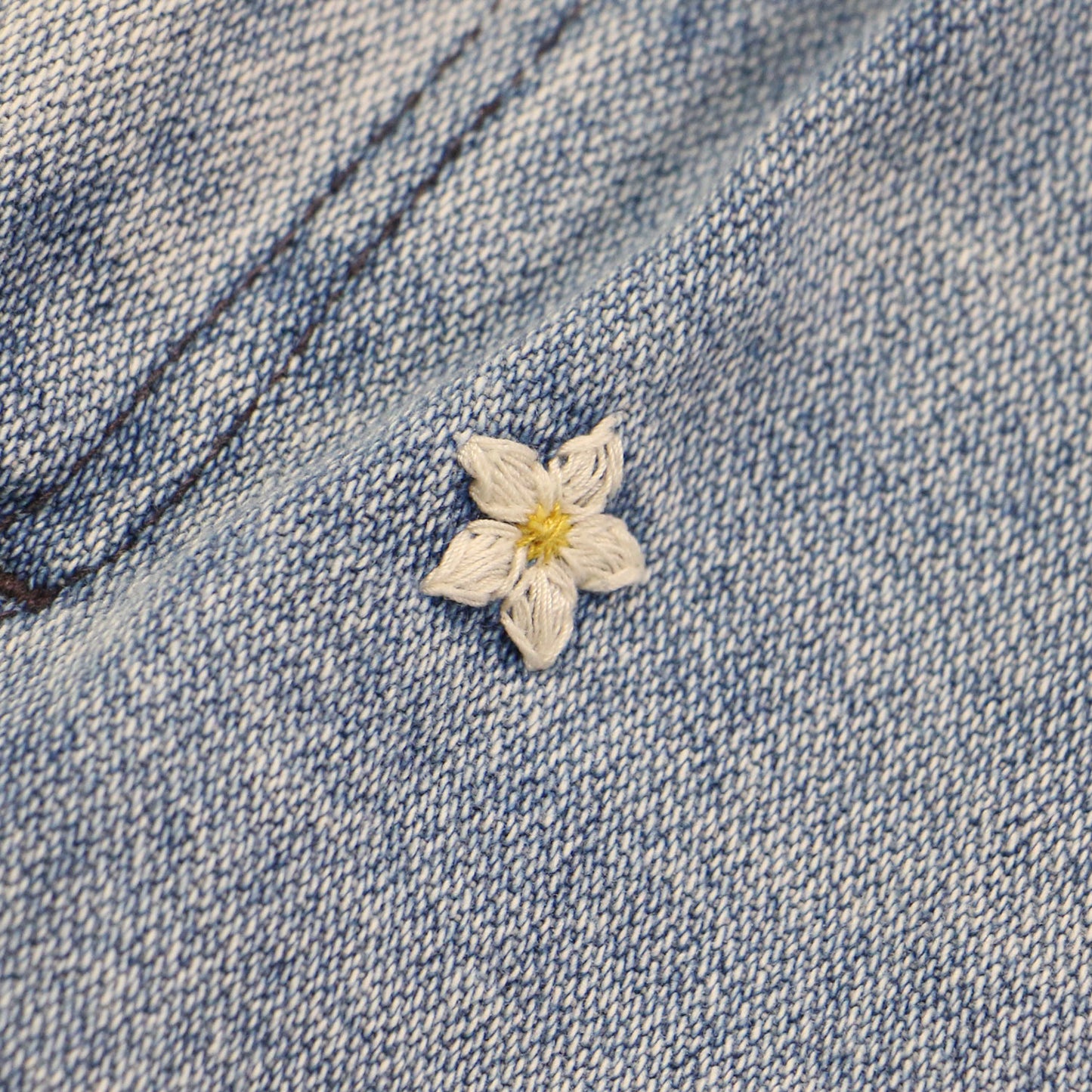 花柄 刺繍 デニムパンツ / フレア 5ポケット ジップフライ コットン