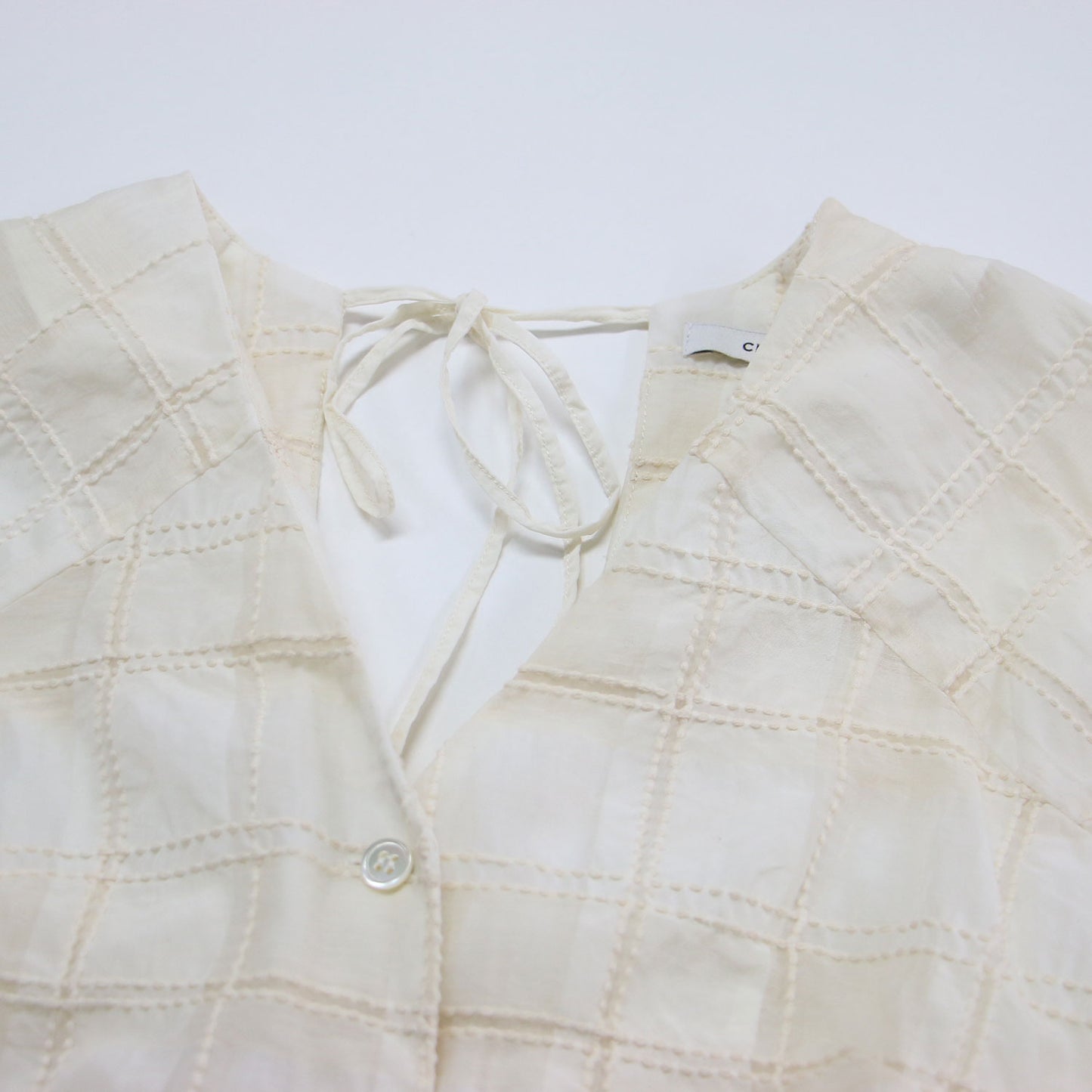 Vネック シアー チェック ブラウス / SHEER CHECK TUCK WAIST BLOUSE シャツ 長袖 タック 刺繍 コットン