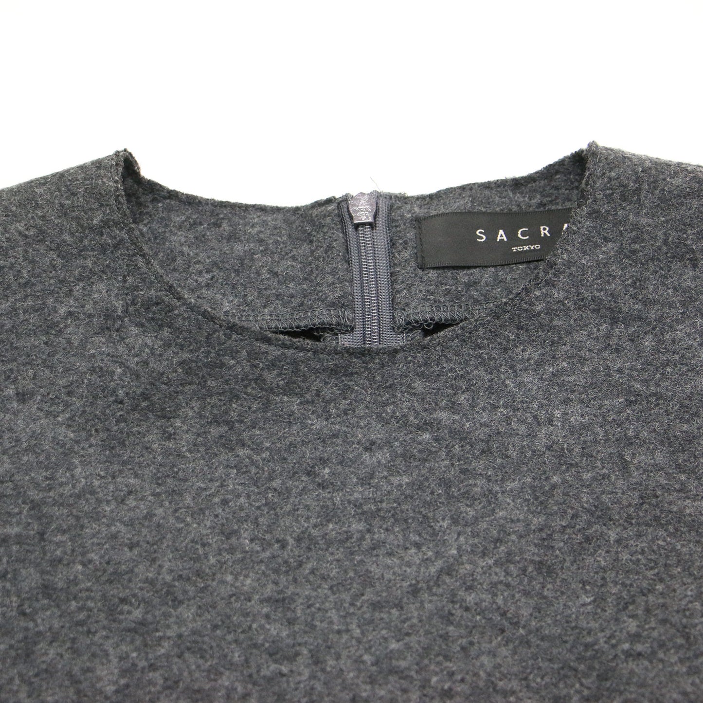 ウール ロングスリーブ プルオーバー / ブラウス クルーネック フリル ボックスシルエット