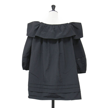 20秋冬 サブリナ トップス / SABRINA TOP ブラウス 七分袖 ボートネック パフスリーブ フリル ギャザー ワッペン コットン