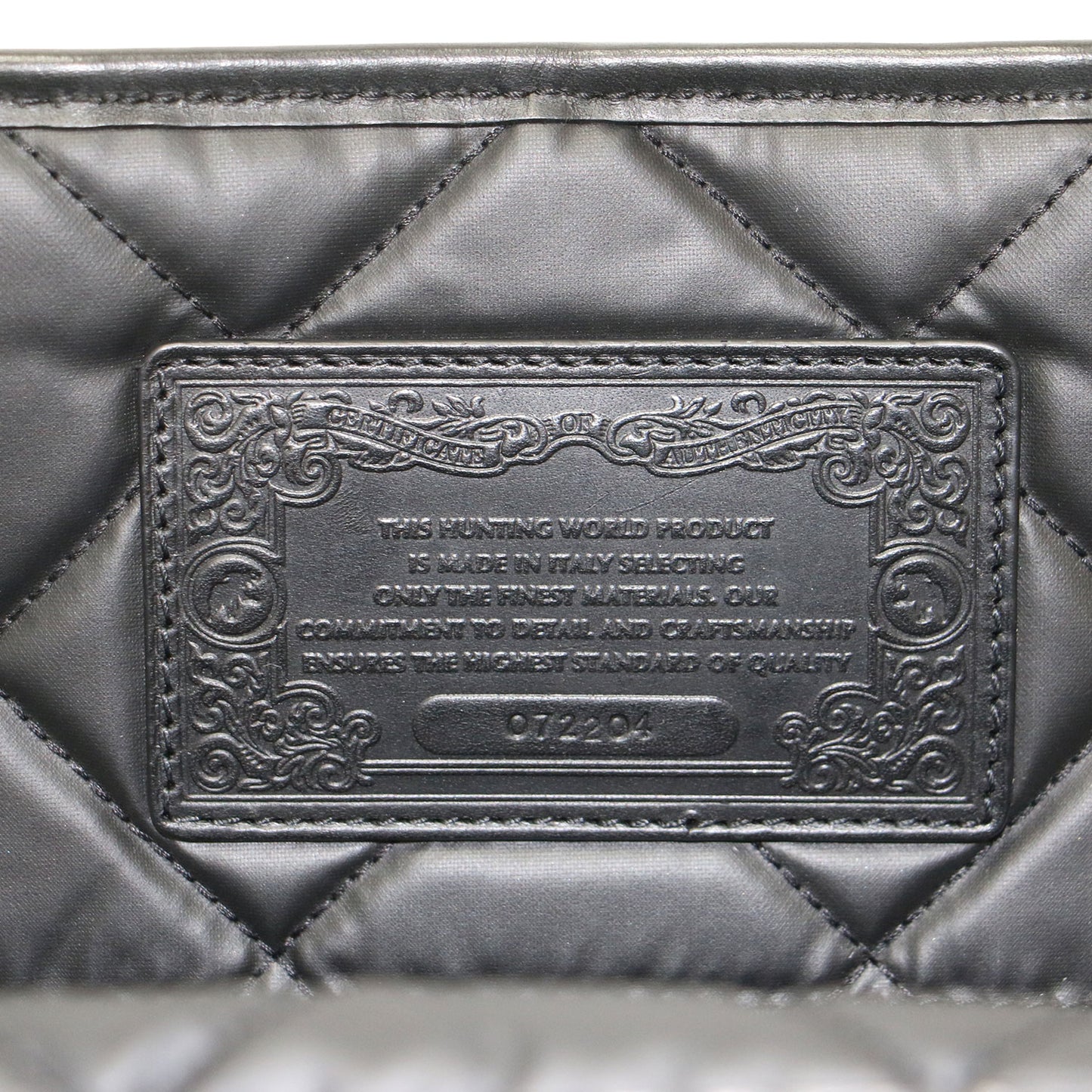 バチュー サーパス キルティング キャリーオール / ショルダーバッグ 2WAY 肩掛け クロスボディ ナイロン 牛革