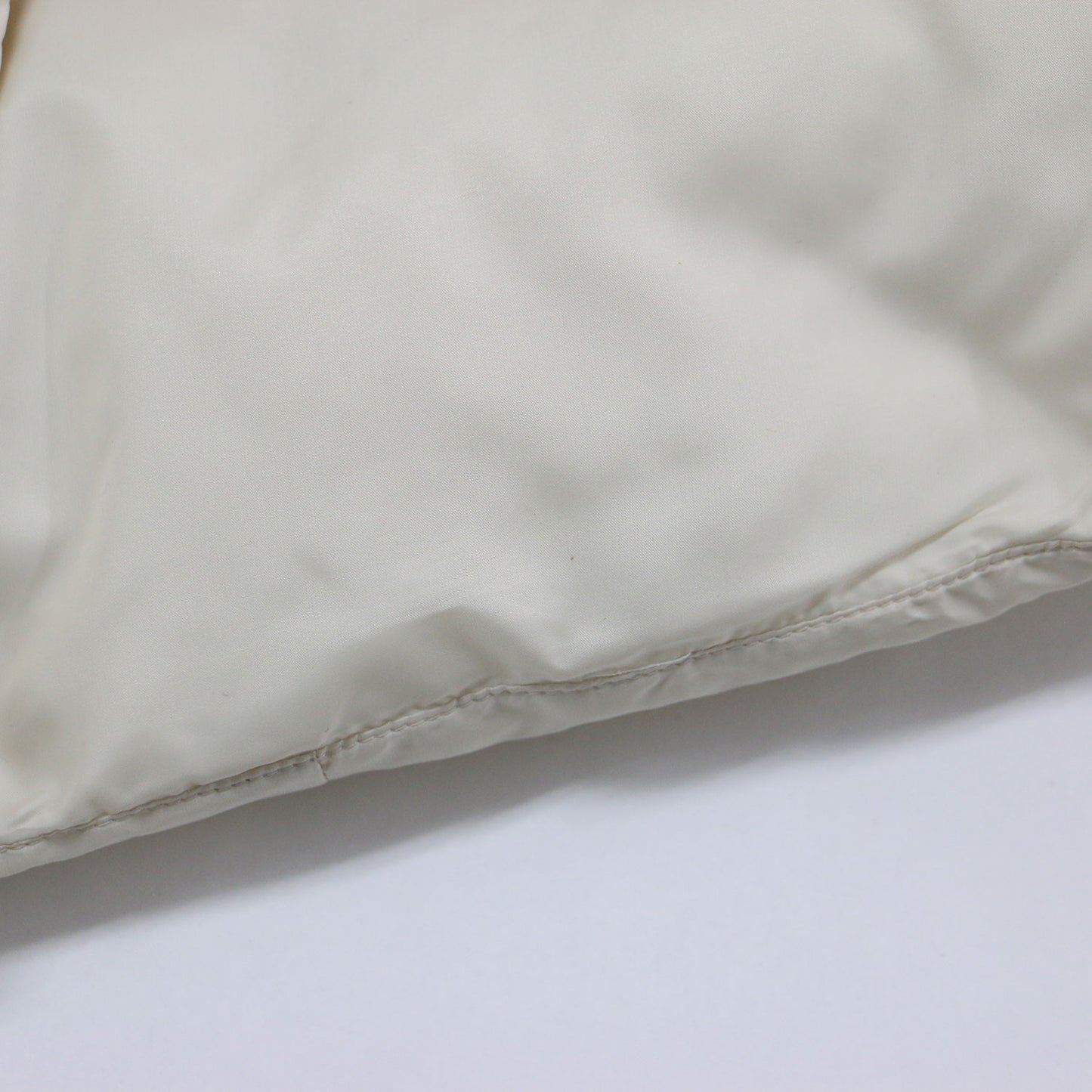 クロスカラーダウン / 長袖 ミドル丈 ハイネック ボリュームシルエット フェザー ダウン