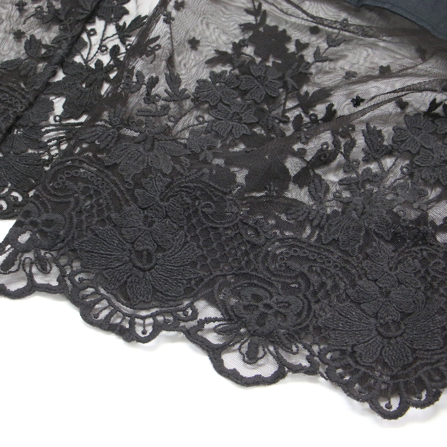 24秋冬 レース 刺繍 オーガン ビジュー ベスト / ジレ ノースリーブ スタンドカラー ボタンレス ビーズ シアー コットン