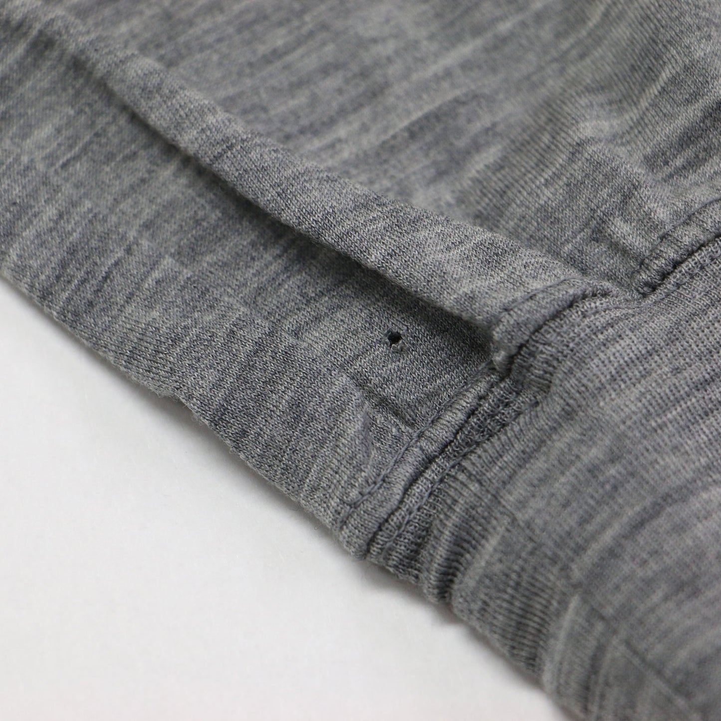 メリノウール ジップ フーディー / 100% Merino Zip Hoody パーカー ラグランスリーブ