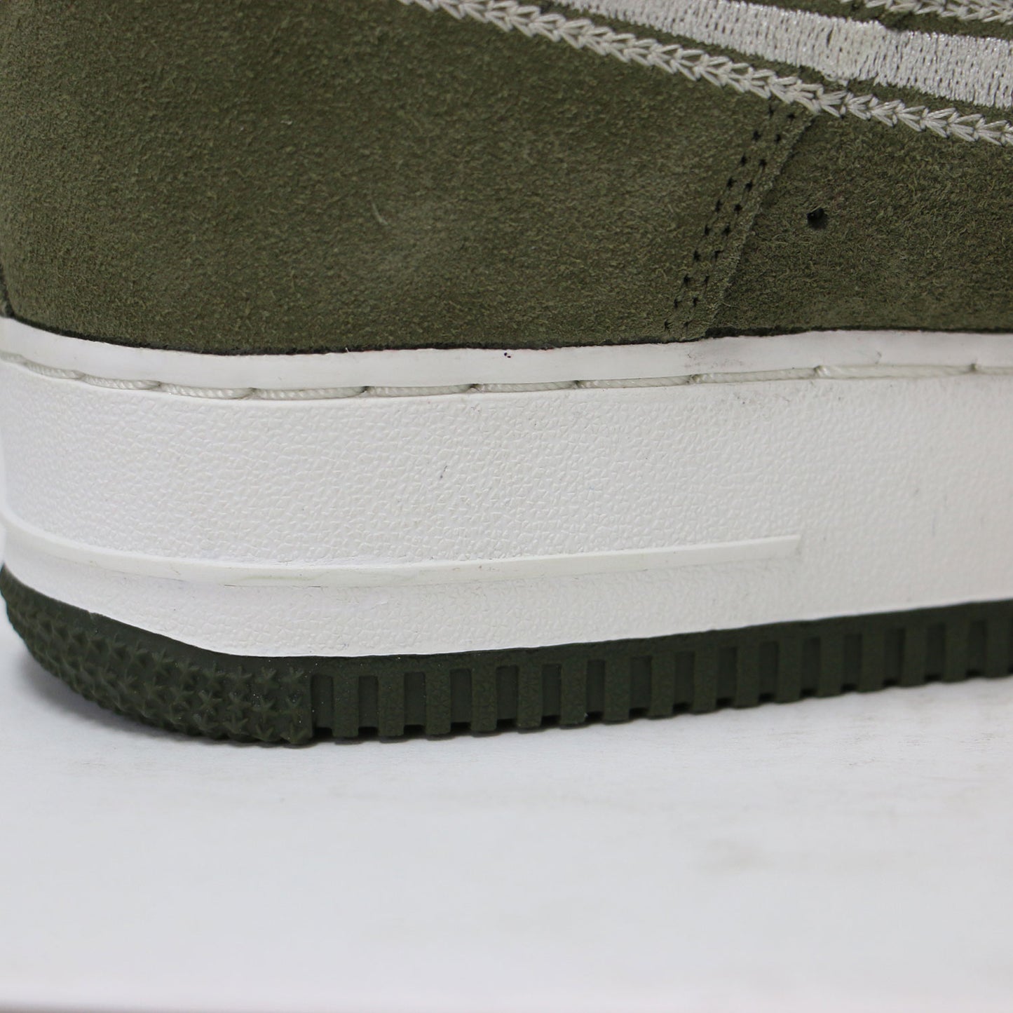 AIR FORCE 1 '07 LV8 HJ4465-201 / エア フォース 1 スウェード ローカット レースアップ スニーカー AF1