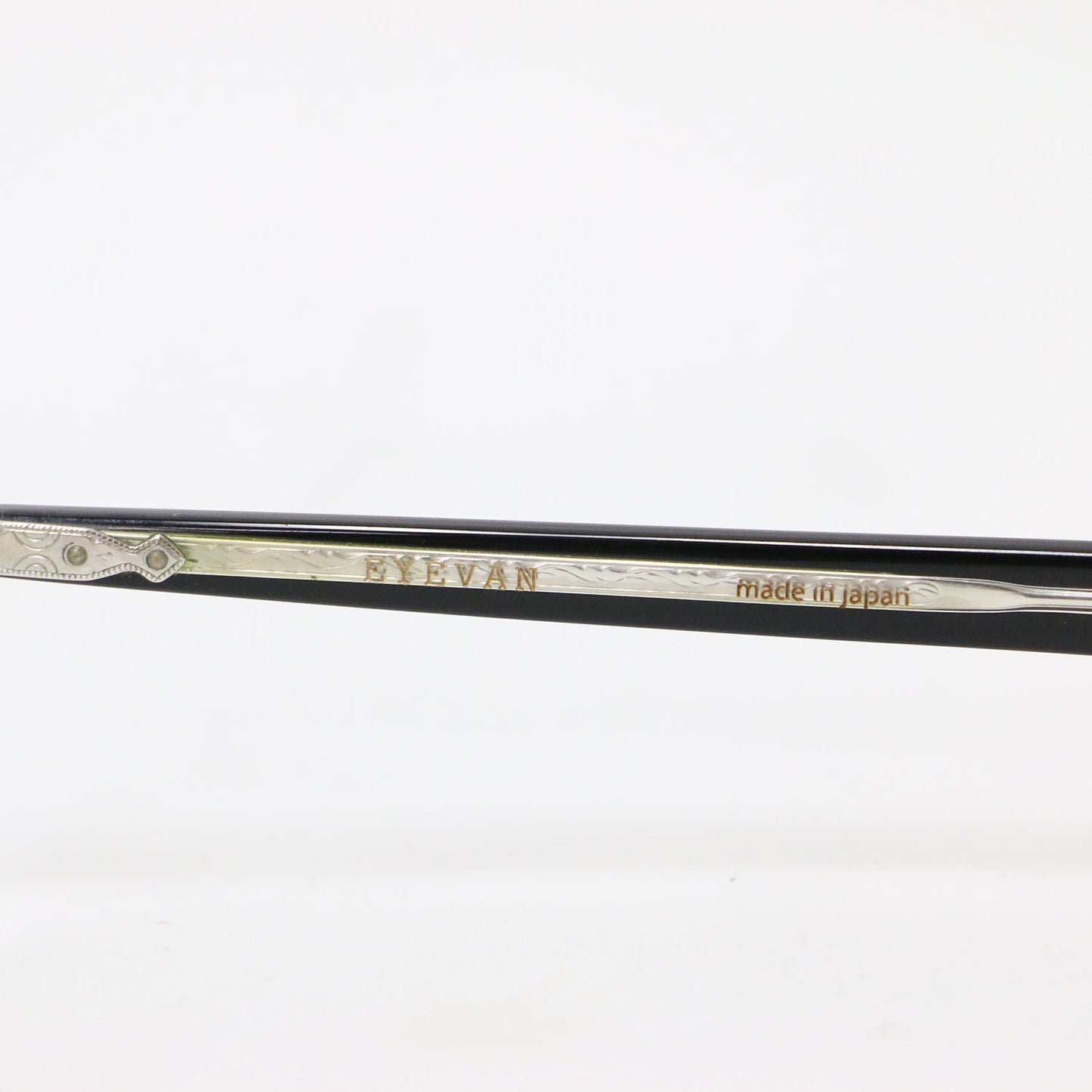 ラウンド型 メタルフレーム メガネ HELGA 45 / 眼鏡 アイウェア