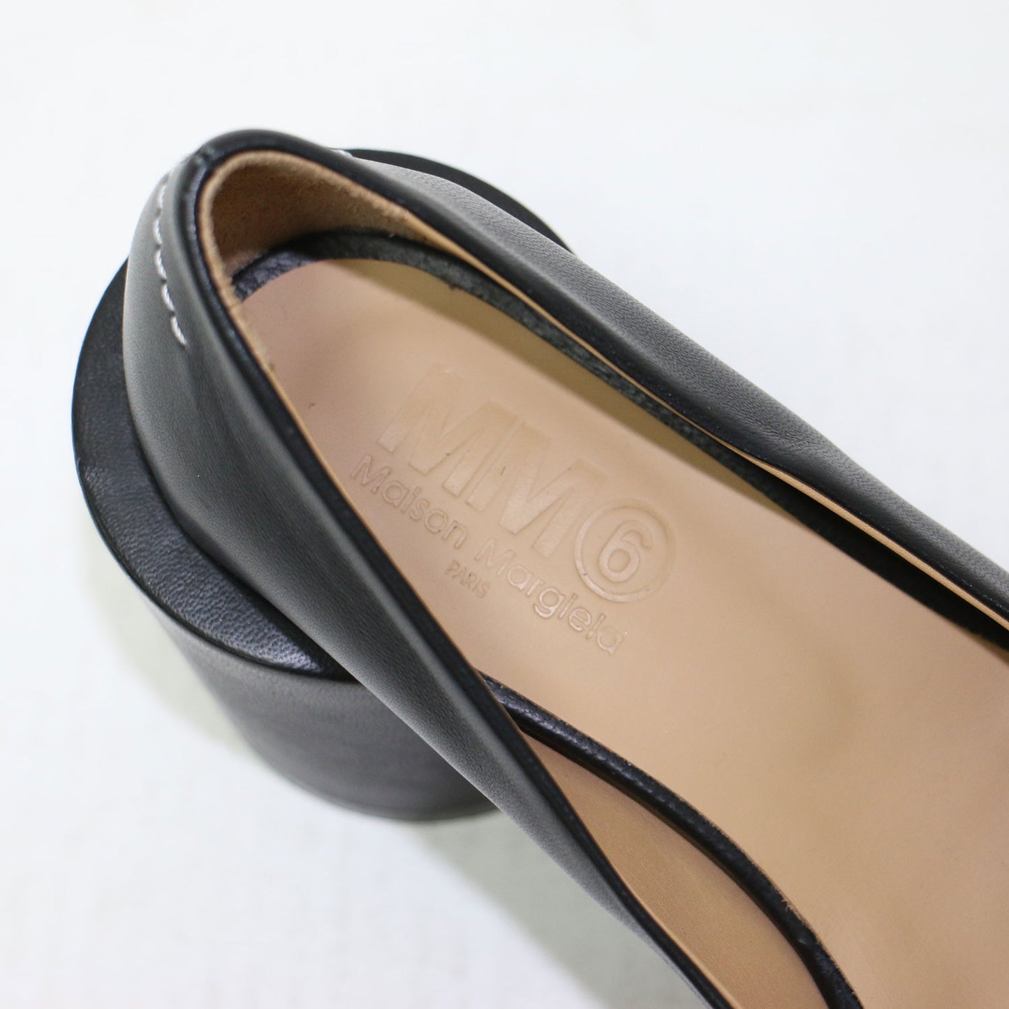 レザー プラットフォーム パンプス / チャンキーヒール ラウンドトゥ ボリュームソール