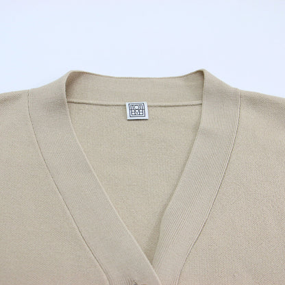 モノグラムボタン カーディガン / MONOGRAM BUTTON CARDIGAN ニット 長袖 Vネック ワイド ウール