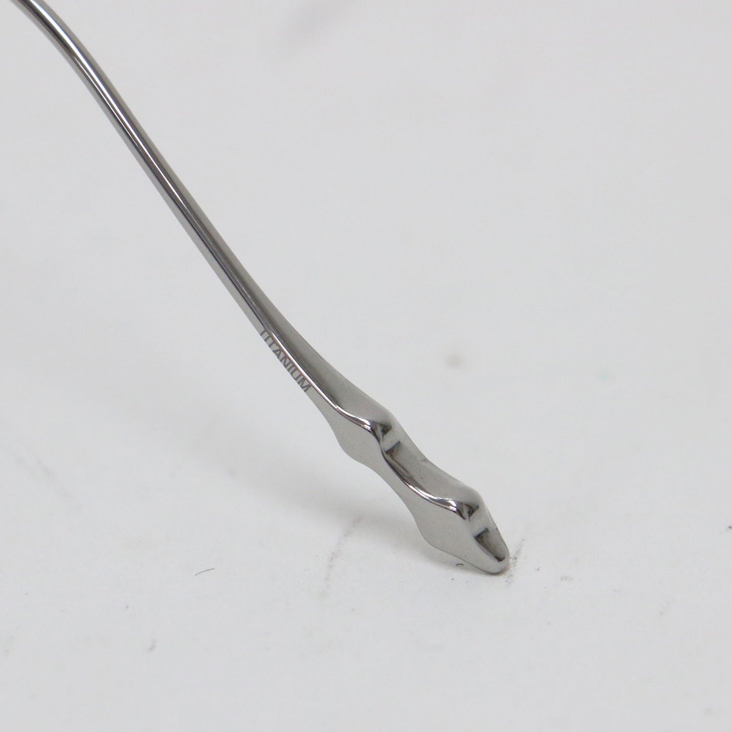 スクエア型 メタルフレーム メガネ / Academya 02 アイウェア メタル