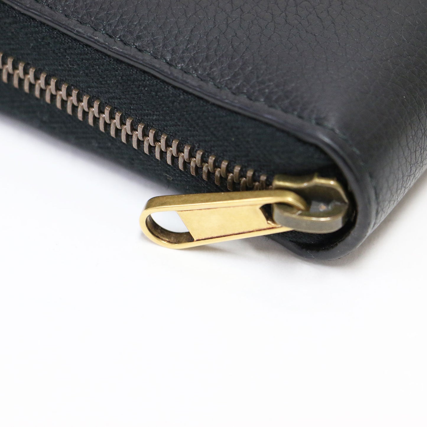 ヴィンテージロゴ ラウンドファスナー 長財布 496317 0416 / ロングウォレット ロゴプリント レザー