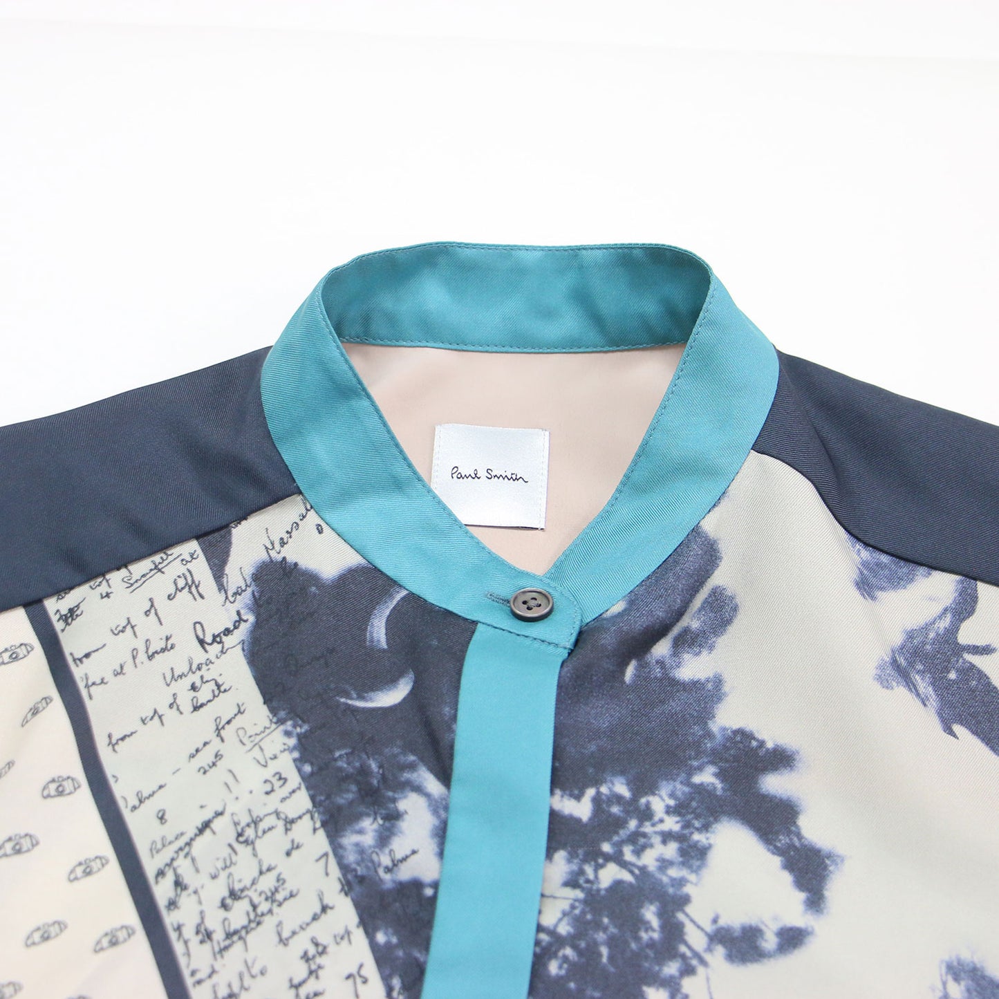 25秋冬 トラベル スカーフ スタンドカラー シャツ / Travel Scarf 長袖 比翼ボタン サテン 総柄 ウォッシャブル
