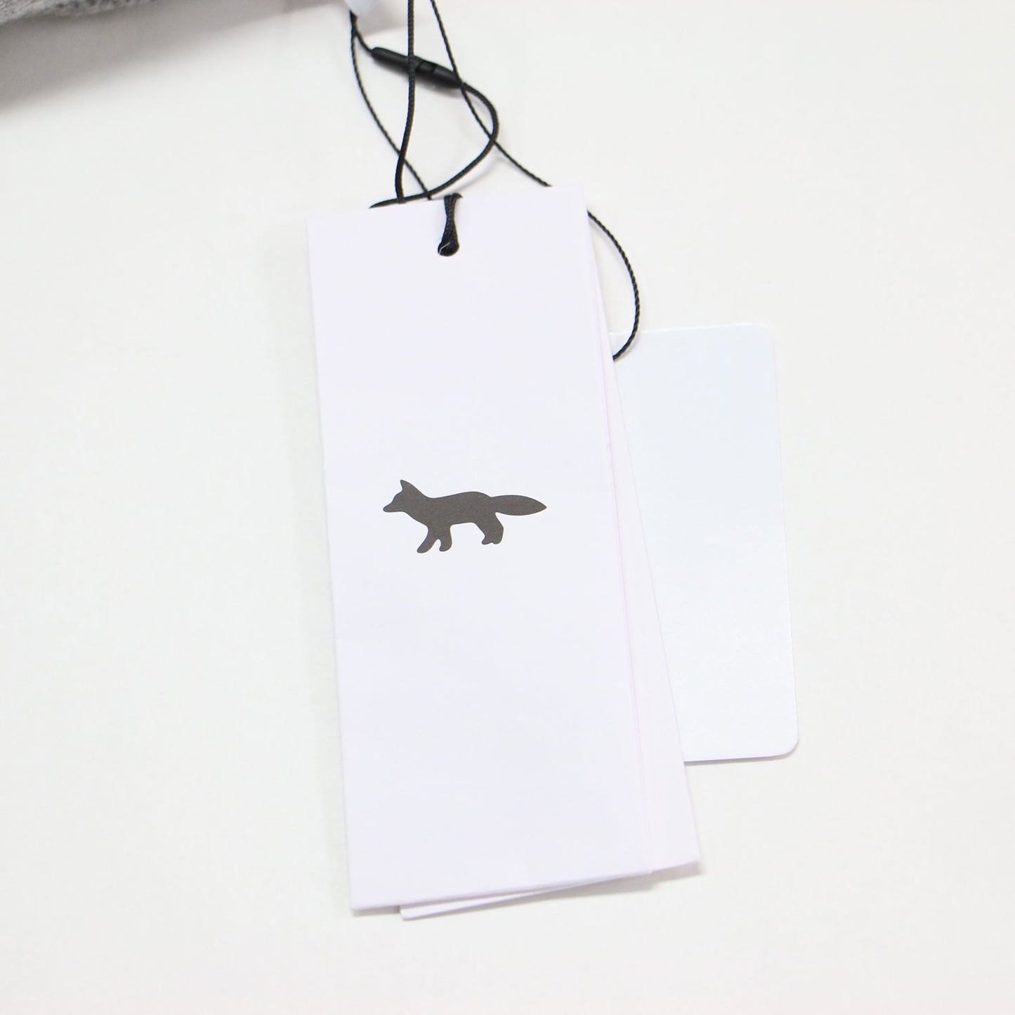 24秋冬 アニマル刺繍 カーディガン / Bold Fox Head Embroidered Cropped Cardigan Vネック 長袖 ボタンダウン カシミヤ ウール ミドルゲージ