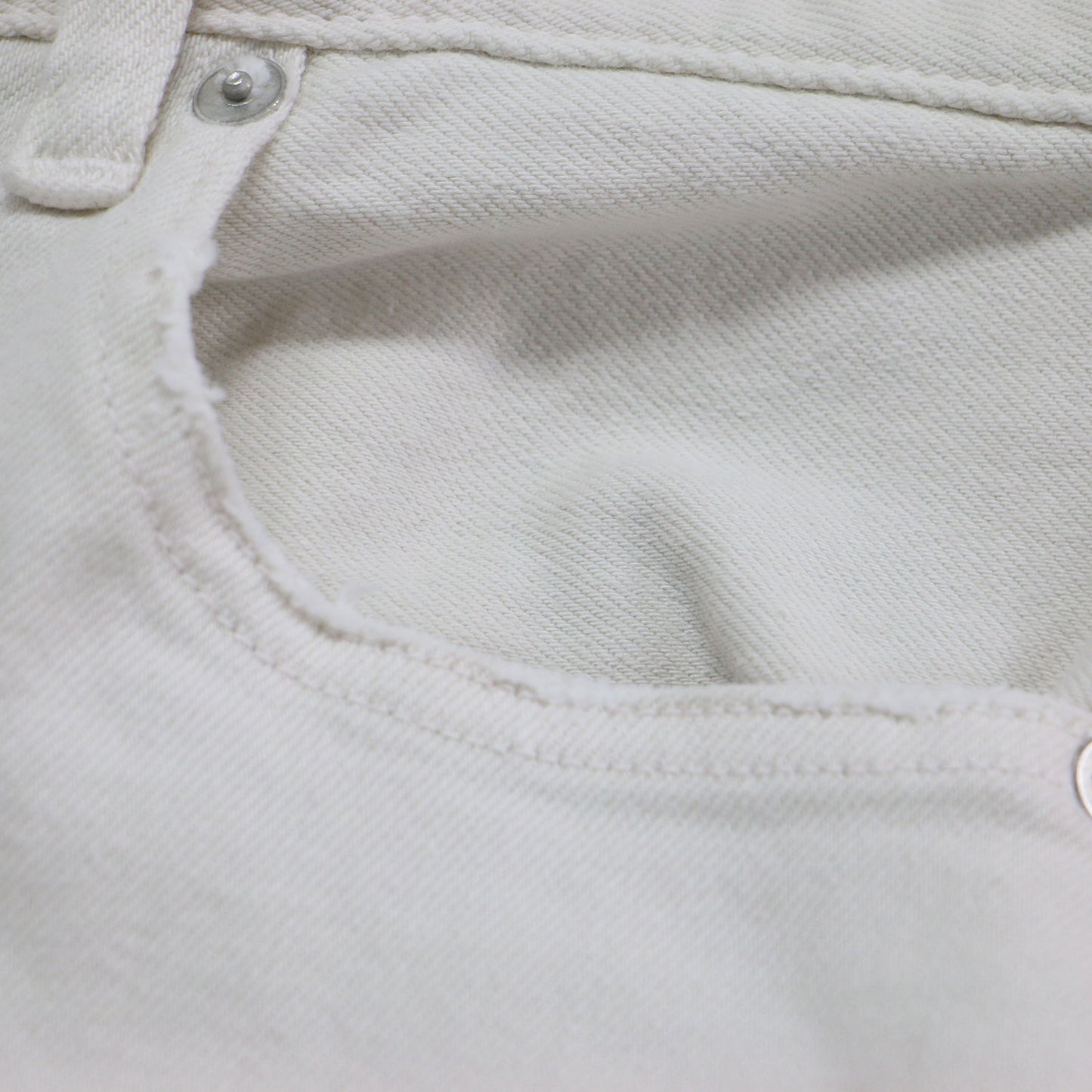 × martinique 別注 35th Anniversary ワイド グレイッシュホワイト デニム / Wide Grayish White パンツ フルレングス クロップド丈