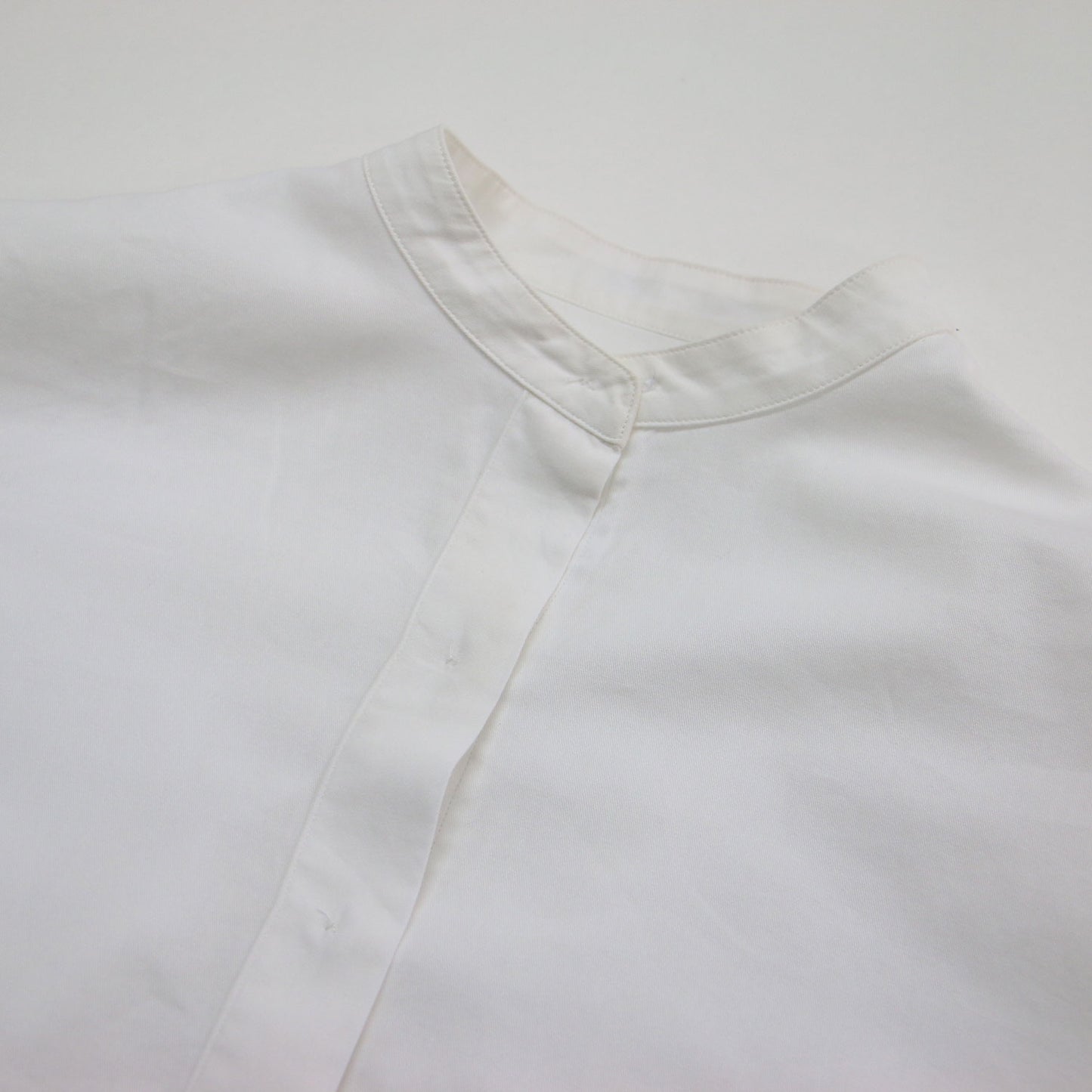 24秋冬 バンドカラー シャツ / CANCLINI ブラウス クルーネック 長袖 センタータック コットン ウォッシャブル