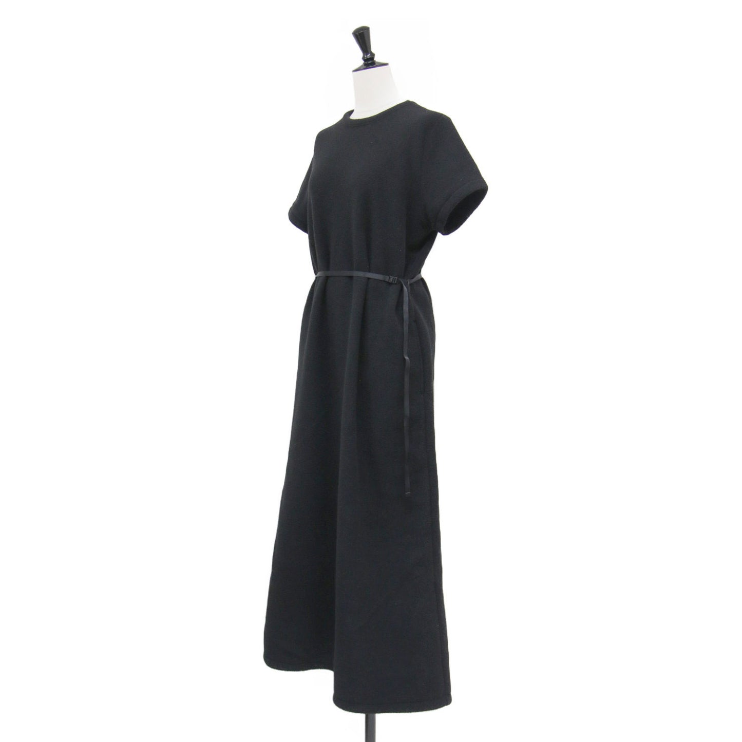 26春夏 ベルト付き マキシ フリース ワンピース / MAXI-LENGTH FLEECE DRESS WITH A BELT 半袖 クルーネック