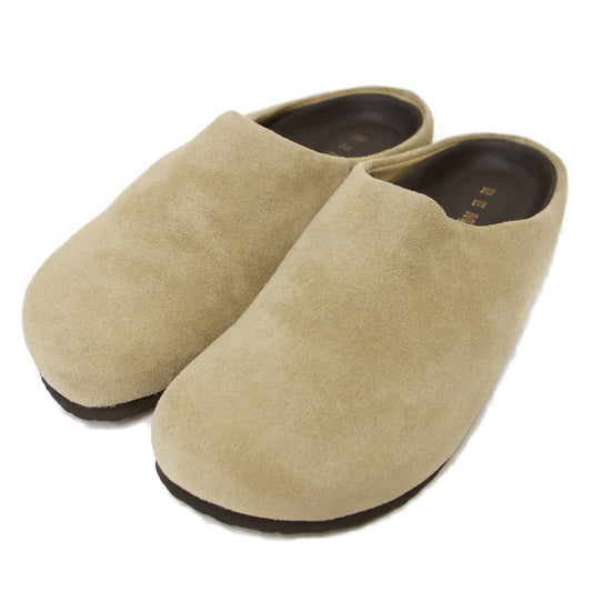 25春夏 コンフォート スウェード サンダル / スリッパ フラット オブリークトゥ