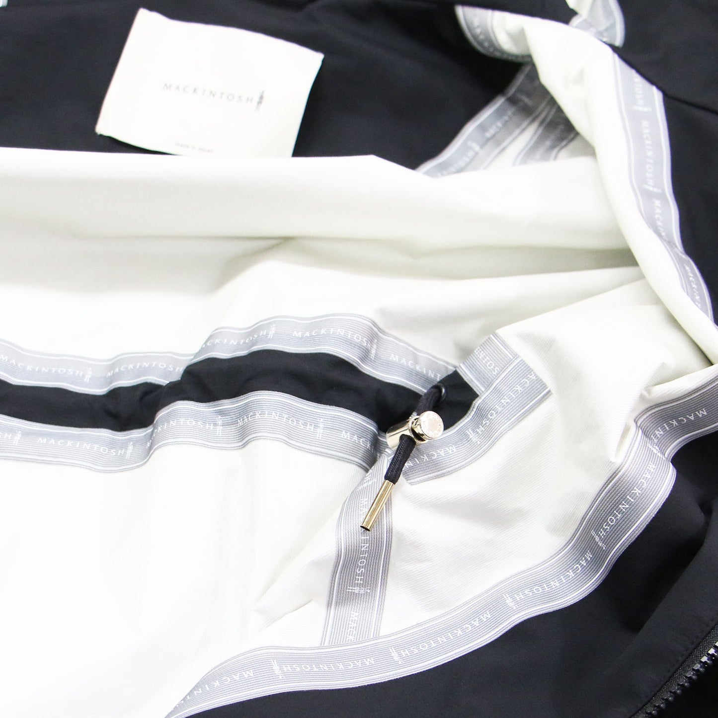 × martinique 別注 23春夏 レインテック スカイパーカ / RAINTEC SKYE PARKA フーデッド ミリタリーコート 長袖 パフスリーブ ロング丈 Aライン オーバーサイズ ドローストリング