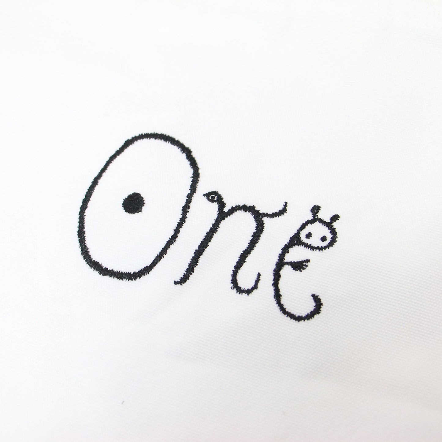 One 三越伊勢丹限定トートバッグ / ハンドバッグ 手提げ プリント イラスト 刺繍 ロゴ