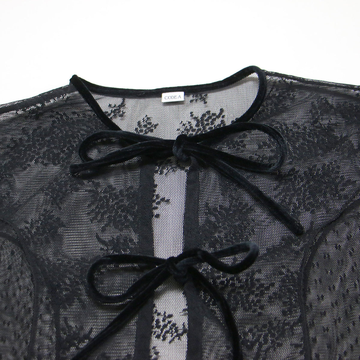 25春夏 チュールレースリボンブラウス / tulle lace ribbon blouse R99-82049 / 羽織り 長袖 コンパクト シアー パッチワーク調 切替え フィンガーホール ベロア