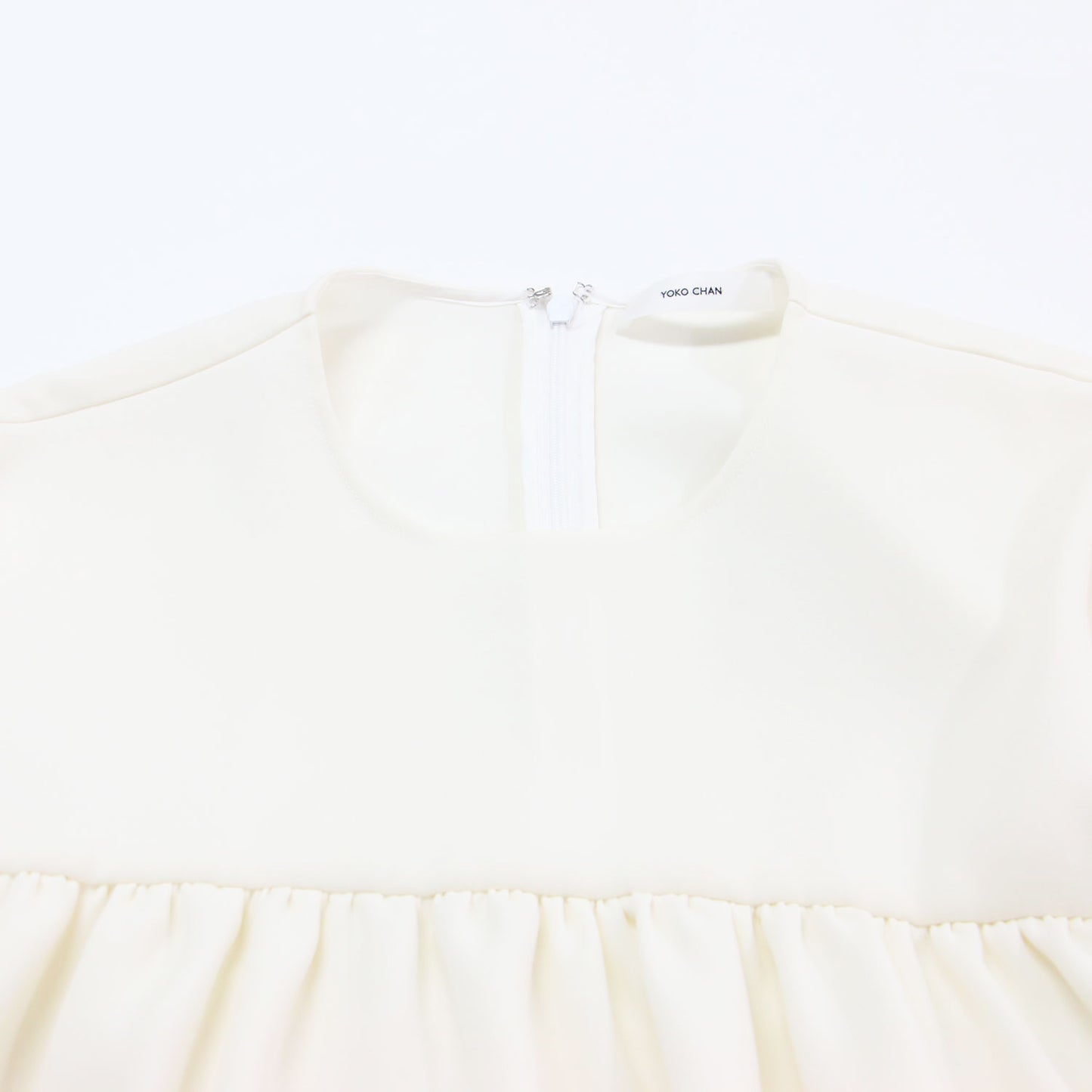 ヘムスカラップ ブラウス / プルオーバー 長袖 チュニック丈 クルーネック フレア Aライン フィッシュテール
