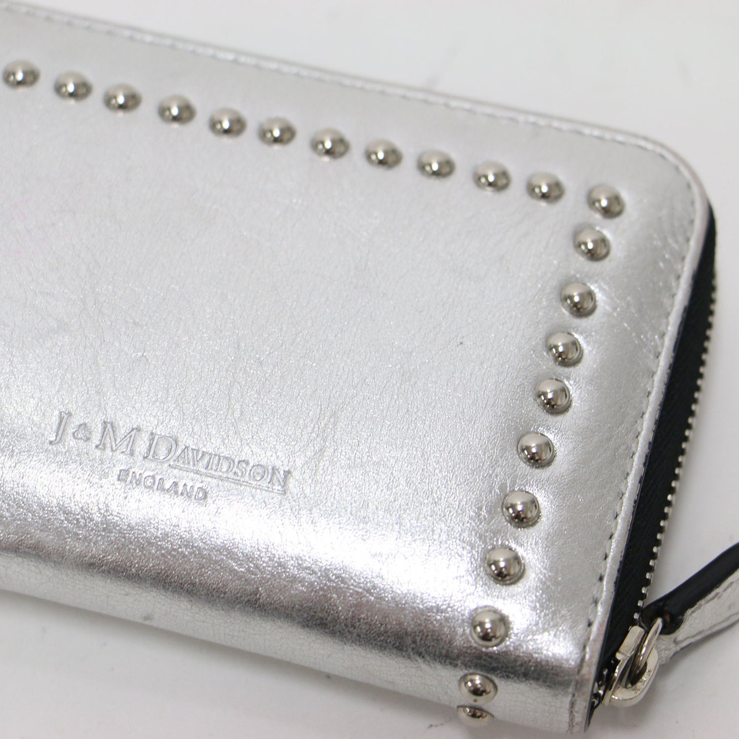 スタッズ付き ラウンドジップ スモール 財布 / SMALL ZIP PURSE WITH STUDS コインケース カードケース メタリック レザー