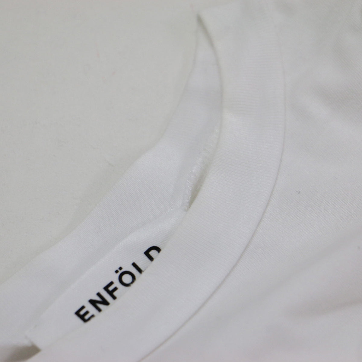 23春夏 スクリュースリーブ プルオーバー / SCREW SLEEVE PULLOVER 300GS280-0800 / クルーネック 長袖 ドロップショルダー フリル サイドスリット コットン ウォッシャブル
