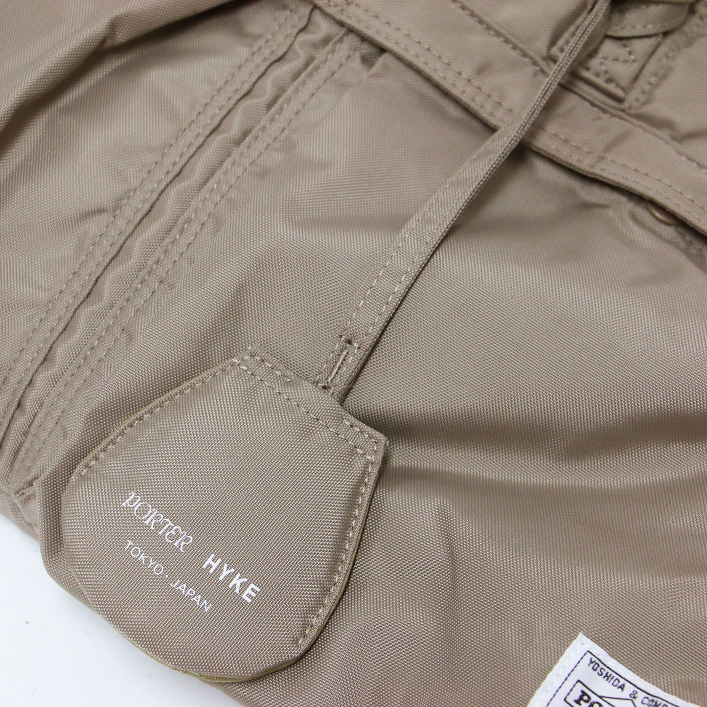 × HYKE ヘルメットバッグ S / ハンドバッグ 肩掛け 長方形 ナイロン